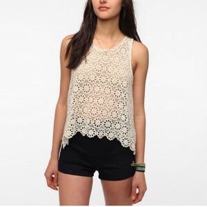 Pins & Needles Women’s Cream Floral Crochet Cotton Tank Top, Size Medium, boho